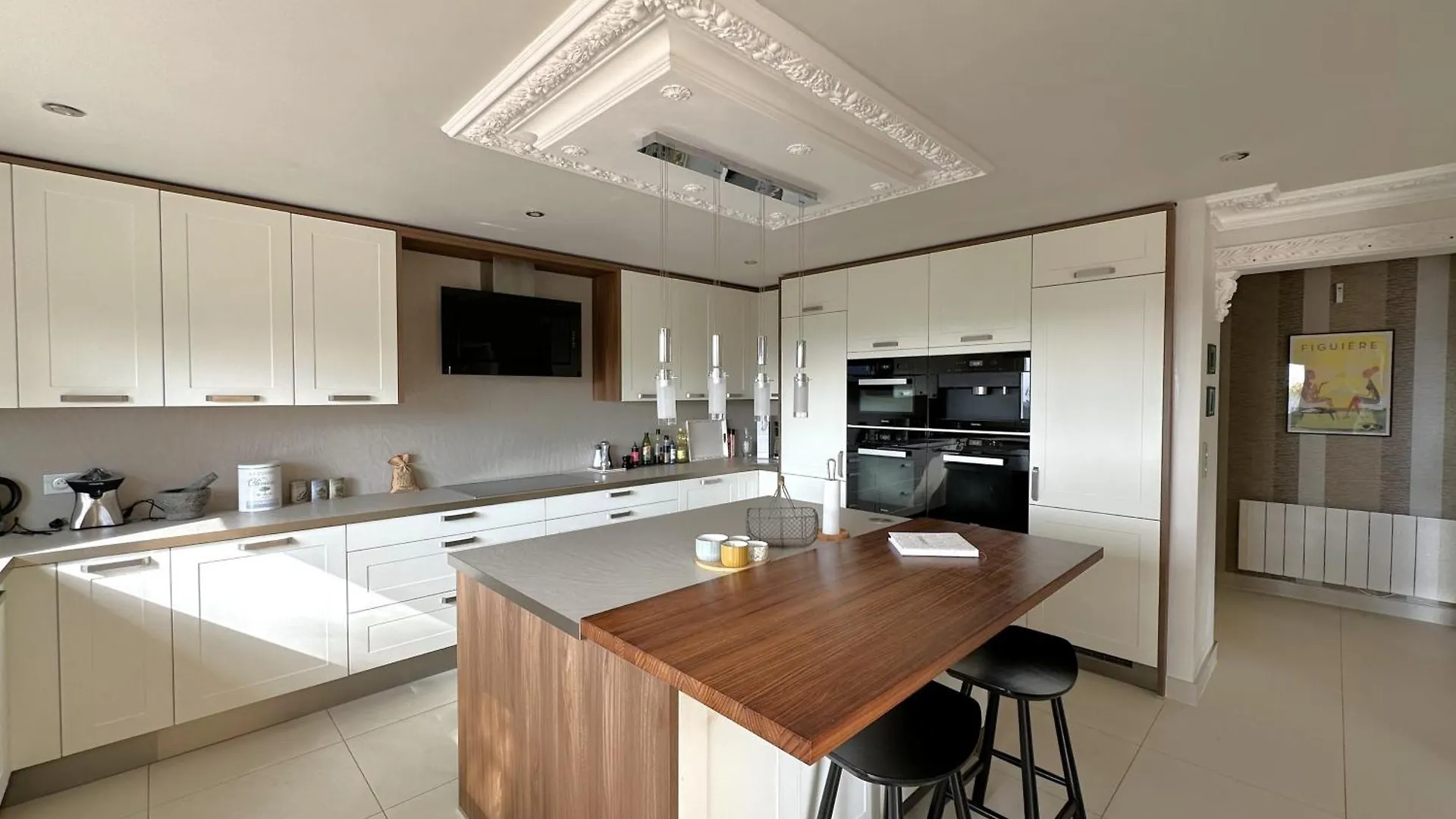 Villa Joya Climatisee Pour 8 Personnes Avec Piscine Et Vue Mer A La Londe-Les-Maures France