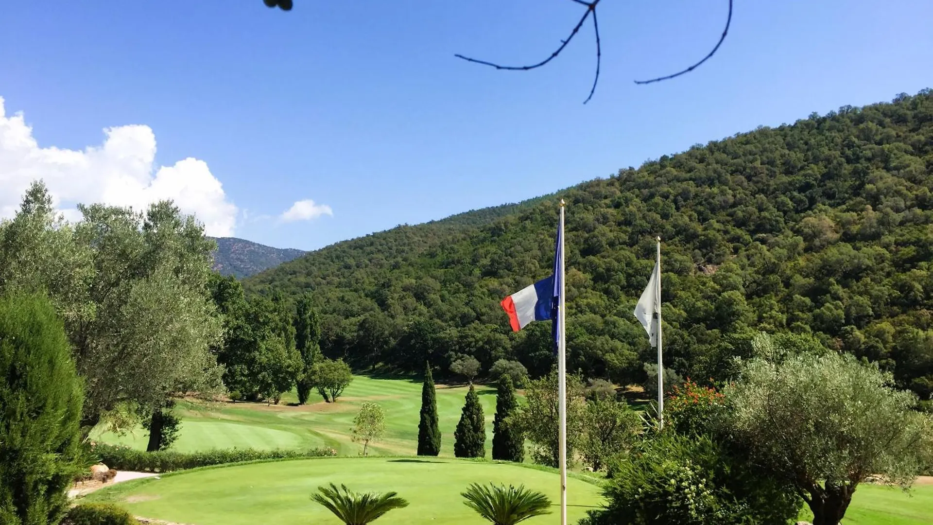 Villa Joya Climatisee Pour 8 Personnes Avec Piscine Et Vue Mer A La Londe-Les-Maures